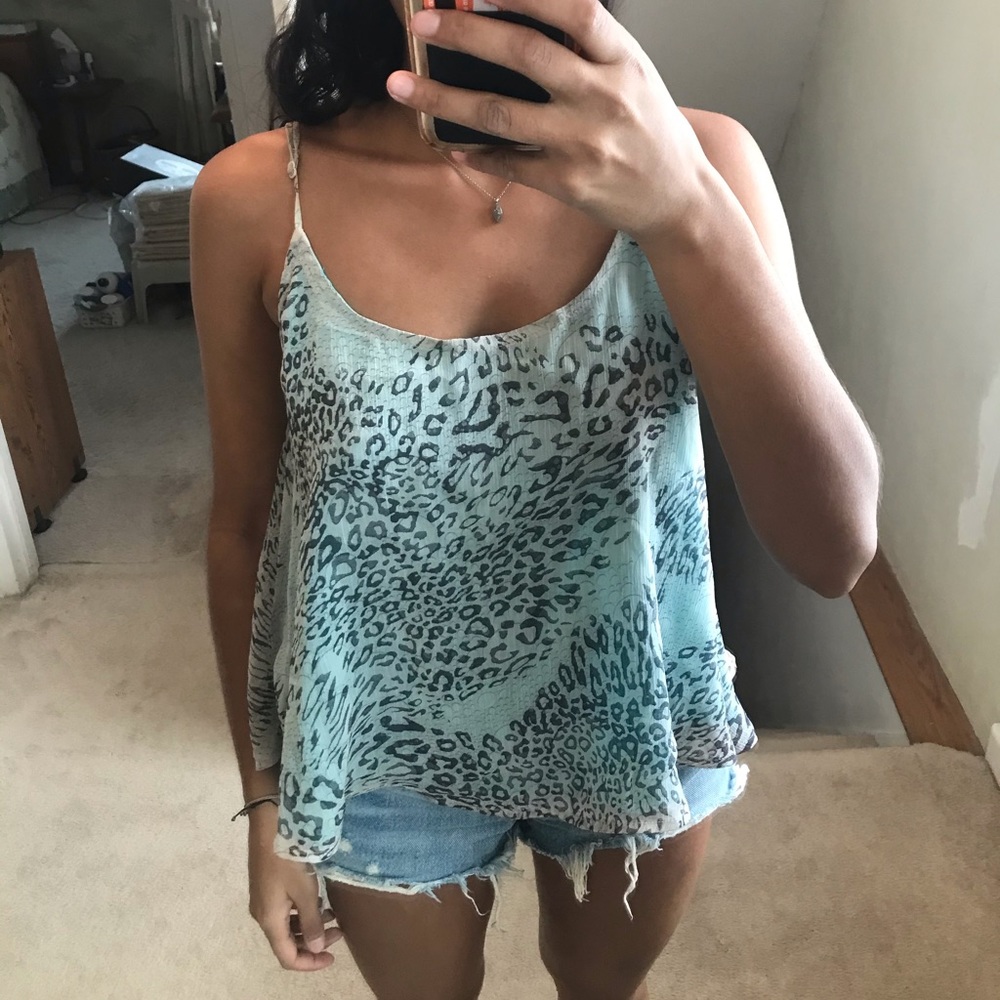 Boutique blue cheetah blouse tank top